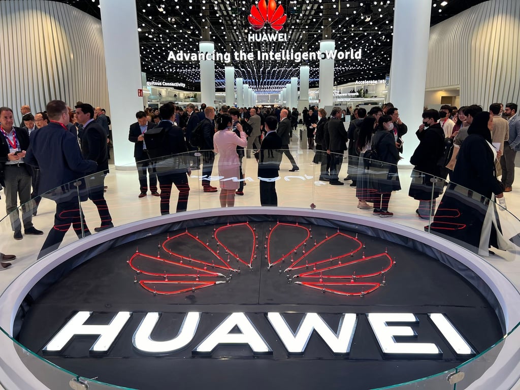 Der Einsatz chinesischer Komponenten, wie von Huawei, in künftigen deutschen Handynetzen wurde geprüft.