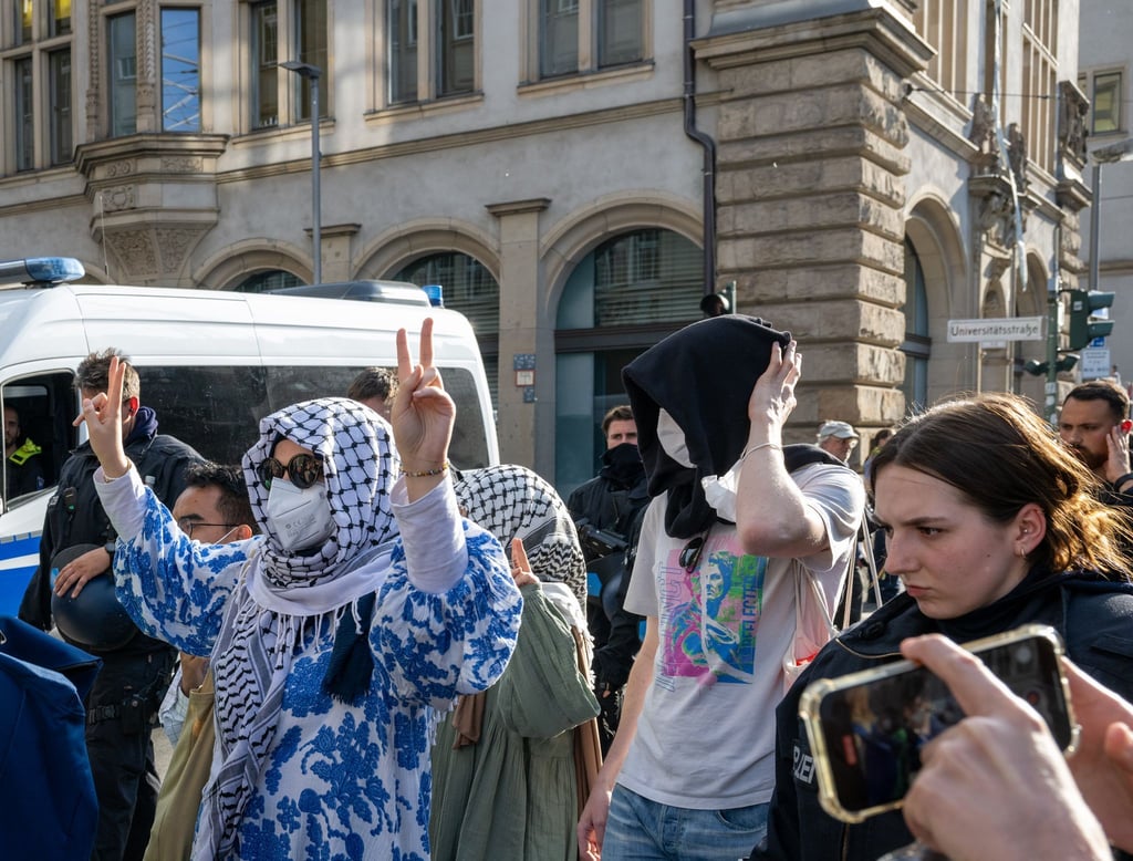 Die pro-palästinensischen Besetzer des Instituts für Sozialwissenschaften der HU.