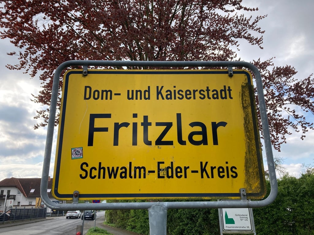 Das Mädchen wurde im rund 80 Kilometer entfernten hessischen Fritzlar gefunden.