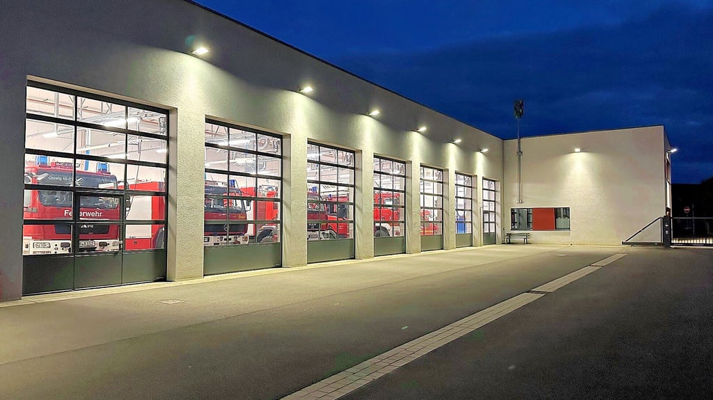 Das neue Feuerwehrgebäude in der Geschwister-Scholl-Straße wurde 2019 eingeweiht.