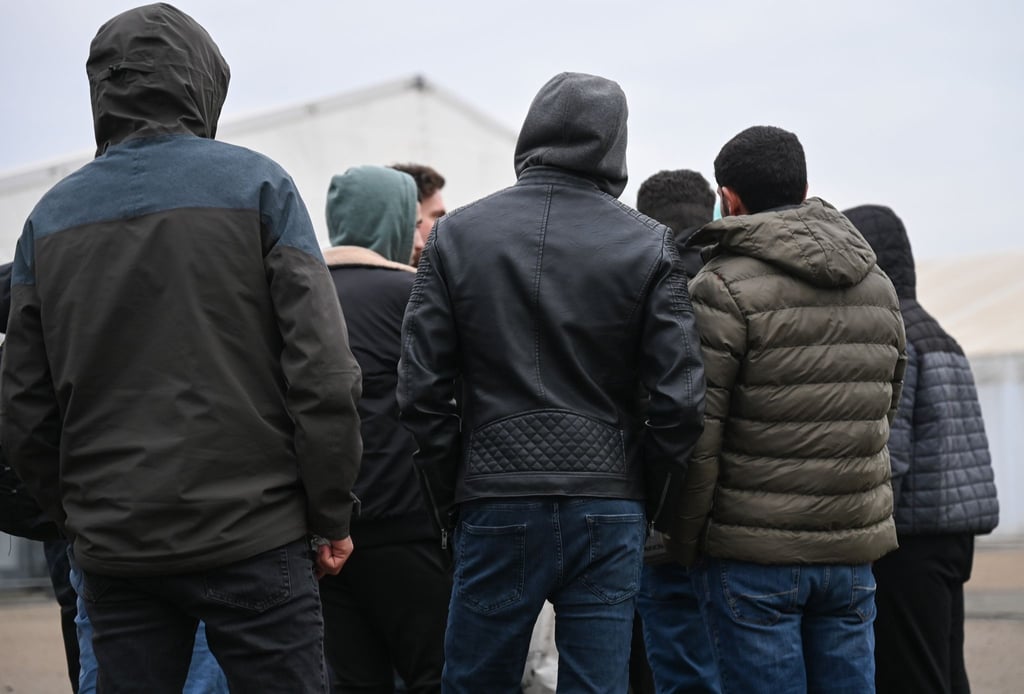 Kriegsflüchtlinge aus Syrien auf dem Gelände einer Flüchtlingsunterkunft.
