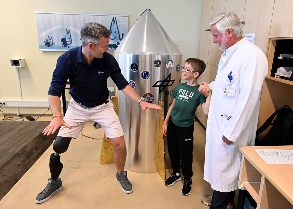 Der behinderte Astronaut John McFall möchte ein Vorbild für Kinder sein.