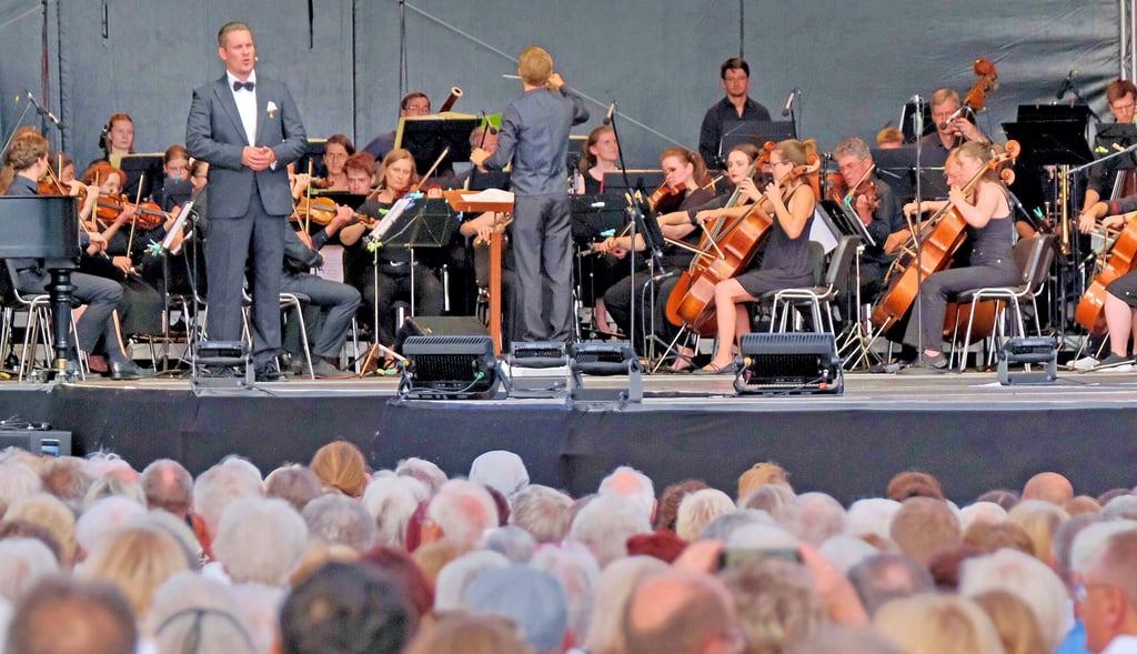 In seinen Händen liegt die künstlerische Leitung der Classic Sommernacht: Bastian Thomas Kohl
