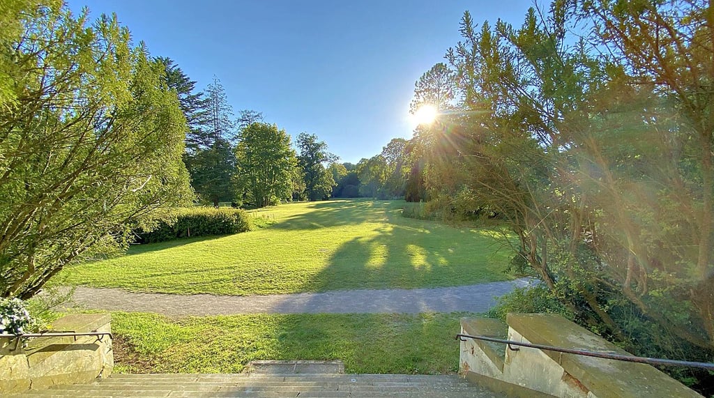 Der Blick vom Gutshaus in den Weteritzer Park – eine von vielen sehenswerten Anlagen in der Altmark.