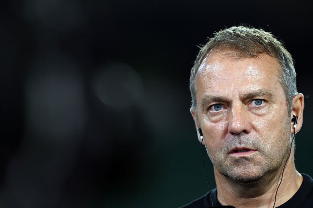 Der frühere Bundestrainer Hansi Flick soll Coach beim FC Barcelona werden.