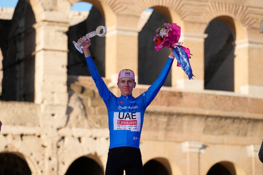 Der Slowene Tadej Pogacar hat bei seiner ersten Teilnahme den Giro d'Italia gewonnen.