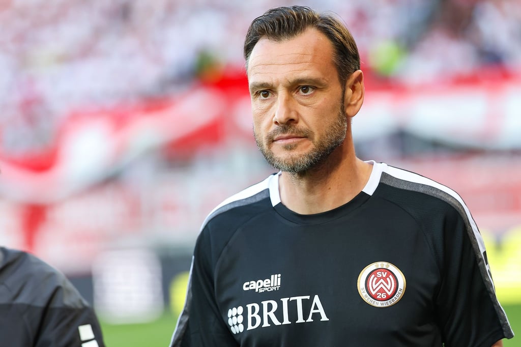 Der Cheftrainer des SV Wehen Wiesbaden: Nils Döring.