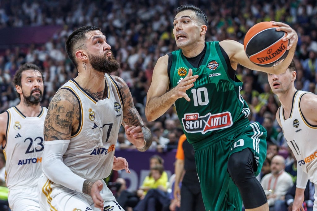 Kostas Sloukas (r) traf mehrmals für seinen Verein Panathinaikos Athen.