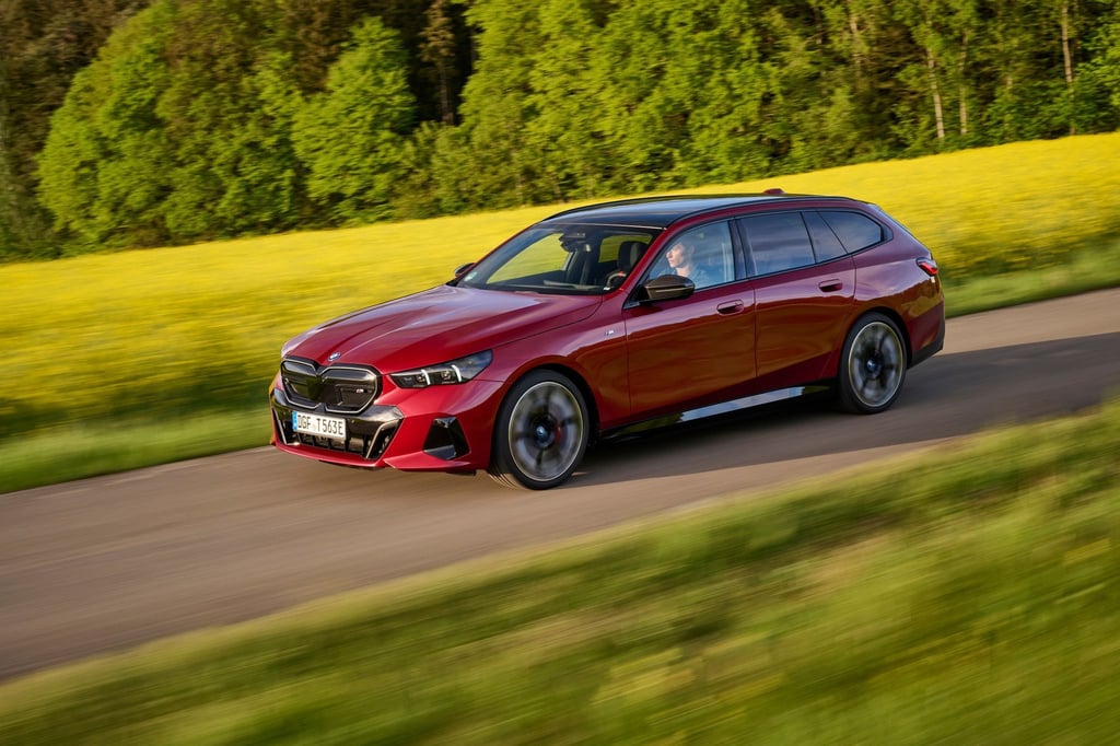 Für einen Aufpreis von 2000 Euro gibt es den BMW Touring als einen der ersten seiner Art auch mit reinem Elektroantrieb.
