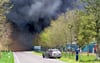 Der Großbrand in der Mastanlage in Gollensdorf brach am 14. April aus und zerstörte mehrere Ställe. Tausende Tiere starben in den Flammen.&nbsp;