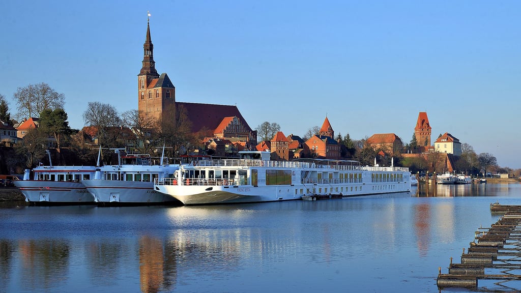 Mit dem Wasser der Elbe Tangermünde zu heizen, ist die Idee von Tiemo Schönwald und Erik Weber.