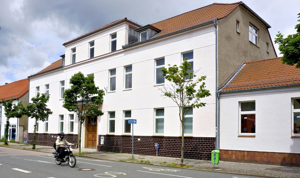 Hier im Gebäude des einstigen Amtsgerichtes in der Brandenburger Straße soll die neue Grundschule beheimatet sein.