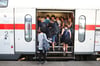 Es wird Eng im Abteil: Volle Züge gehören für viele Pendler in Mitteldeutschland zum Alltag.