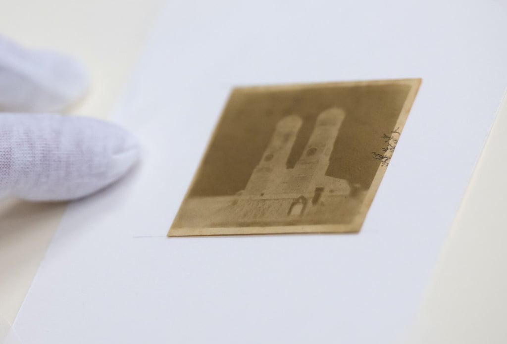 Das vier mal vier Zentimeter große Foto des Mineralogen Franz von Kobell stammt aus dem Jahr 1837.