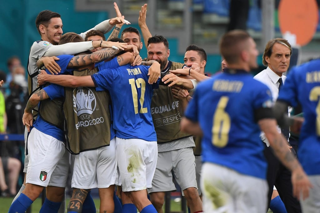 Seit 30 Spielen in Serie ungeschlagen: Italiens Nationalmannschaft jubelt über das 1:0 gegen Wales.