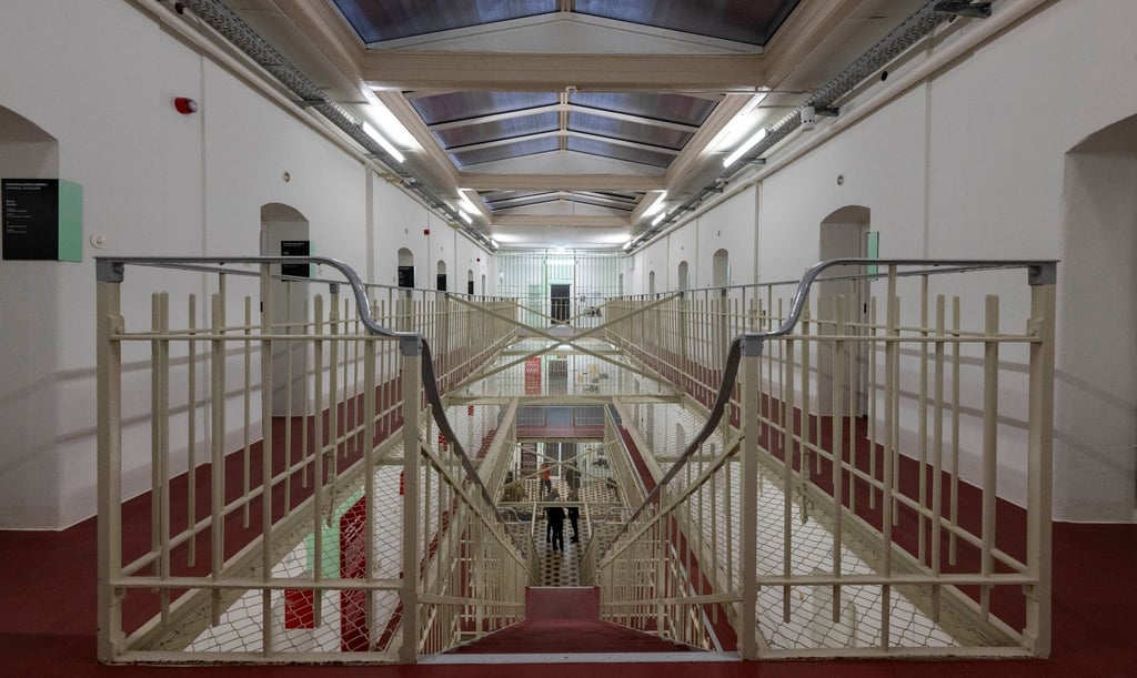 Blick in das frühere Stasi-Gefängnis auf dem Kaßberg.
