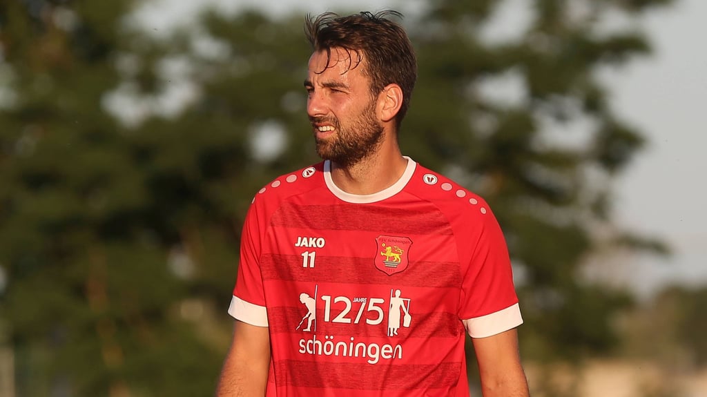 Christian Beck im Dress vom FSV Schöningen.