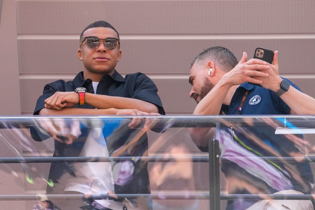 Der Wechsel von Kylian Mbappe zu Real soll am Montag oder Dienstag verkündet werden, schreiben Medien.