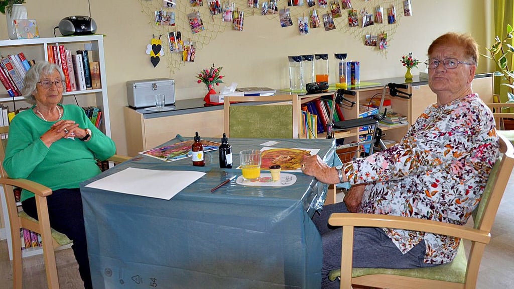 Hildegart Marquart (links) und Bärbel Weste nutzen gern die Angebote der Tagespflege.