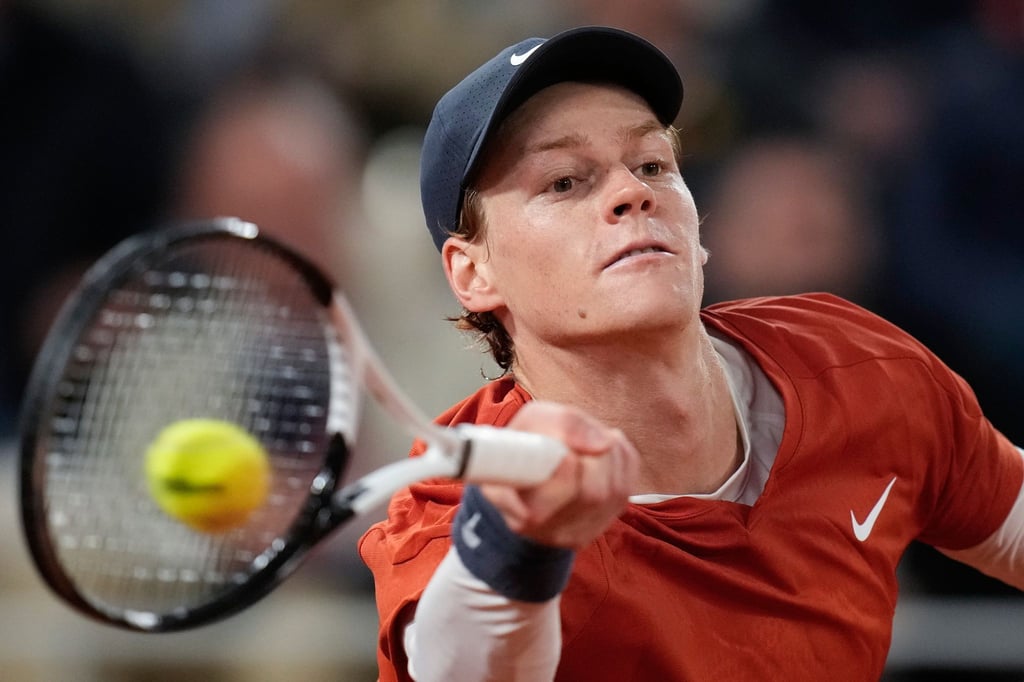 Der Italiener Jannik Sinner setzte sich gegen den Russen Kotow mit 6:4, 6:4, 6:4 durch.