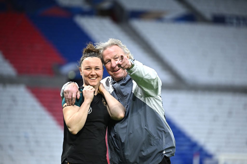 Bundestrainer Horst Hrubesch kann für die Olympischen Spiele mit Abwehrchefin Marina Hegering planen.