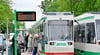 Die Monitore mit den Fahrplananzeigen an zahlreichen Haltestellen der MVB sind oft defekt oder zeigen falsch an. Hier ein Bild an der Haltestelle Mittagstraße in Magdeburg. 