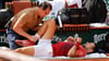 Novak Djokovic nahm Anfang des zweiten Satzes eine medizinische Auszeit, um sich am rechten Knie behandeln zu lassen.
