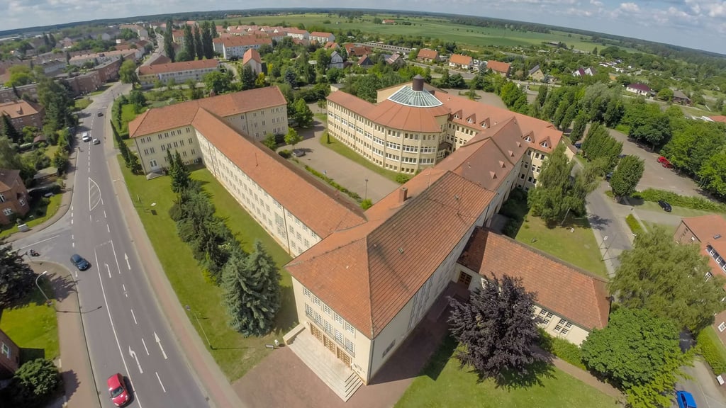 Kommunalwahl in der Altmark: Die Kreisverwaltung Salzwedel. Wer zieht nach dem 9. Juni in den Kreistag des Altmarkkreises Salzwedel?