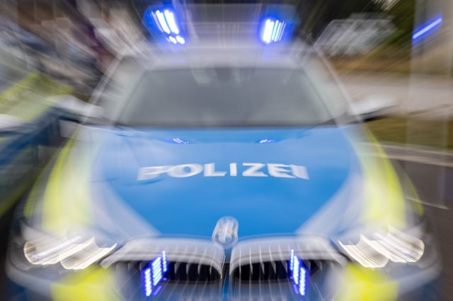 Notfälle Suche Nach Vermisstem Mädchen In Döbeln Taucher Im Einsatz 