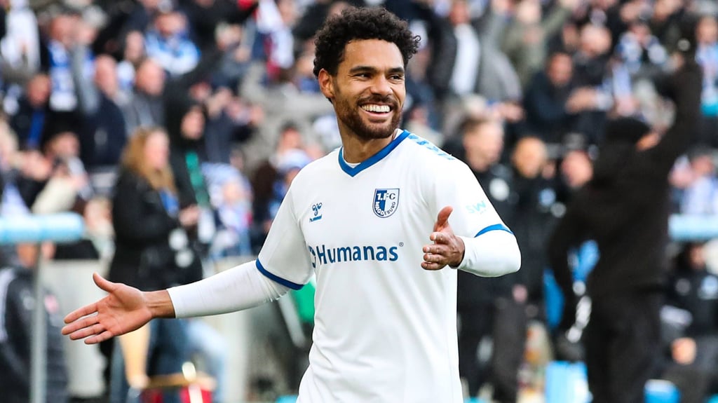 Herbert Bockhorn verlängert beim 1. FC Magdeburg seinen Vertrag - obwohl er eigentlich schon verabschiedet war.