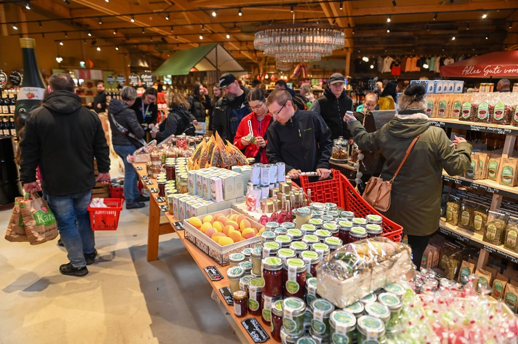 Karls Manufakturen-Markt gibt es in allen sechs Karls Erlebnis-Dörfern in Deutschland.