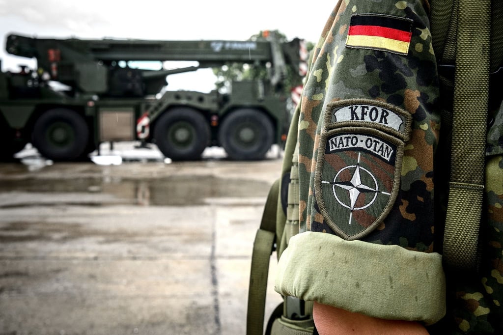 Bundeswehrsoldatin der deutschen Kfor im kosovarischen Prizren.