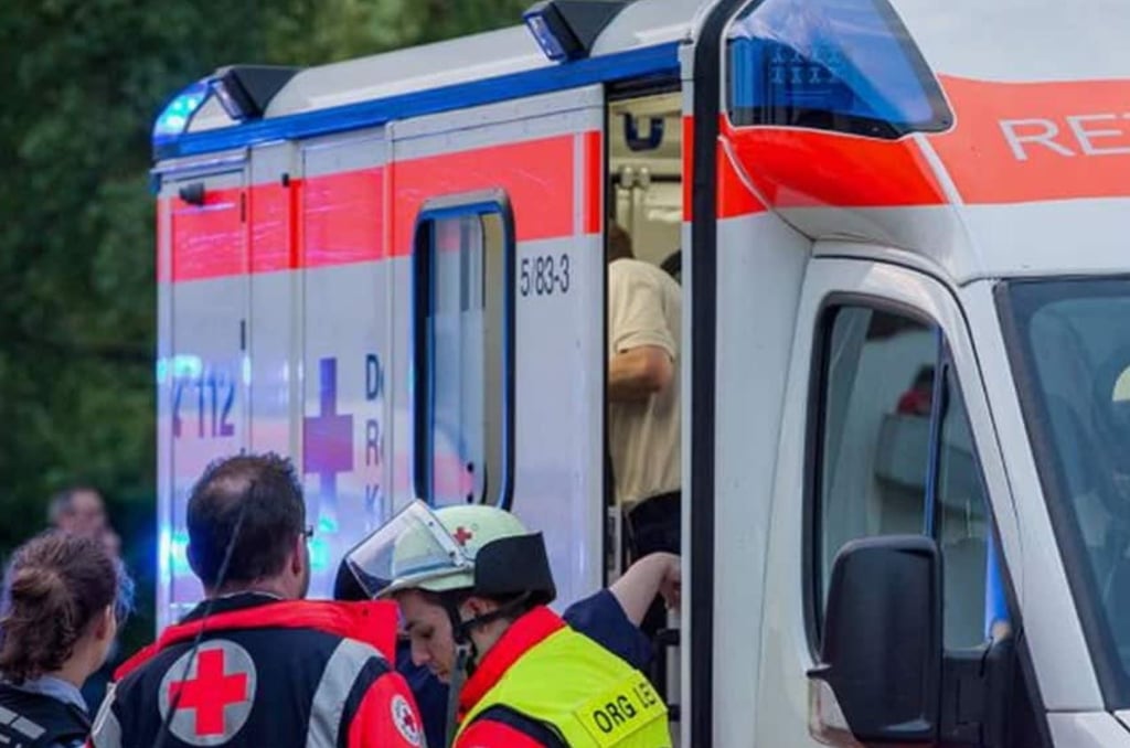 Auf der A14 sorgte ein medizinischer Notfall für einen Rettungseinsatz und eine Vollsperrung.