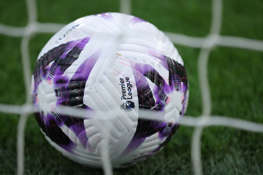 Mehrere Premier-League-Vereine müssen bis zum Monatsende Spieler verkaufen, um finanzielle Auflagen der Liga zu erfüllen.