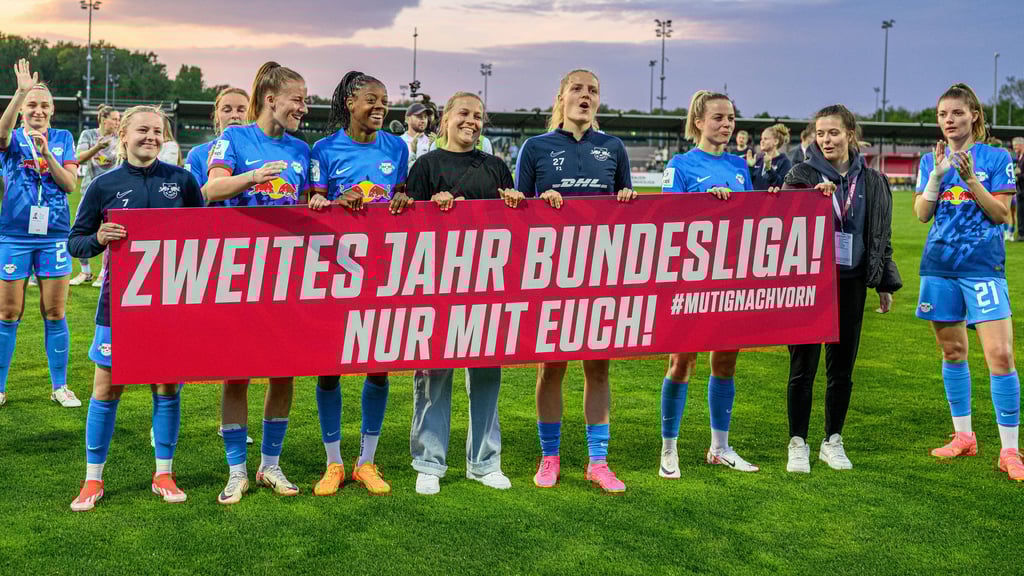 Die RB-Frauen nach dem letzten Heimspiel gegen Hoffenheim.