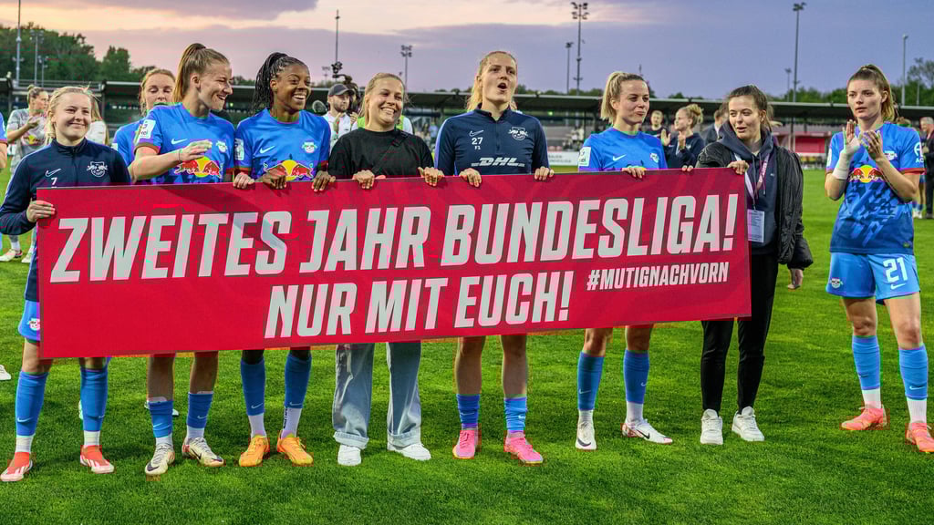 Die RB-Frauen nach dem letzten Heimspiel gegen Hoffenheim.