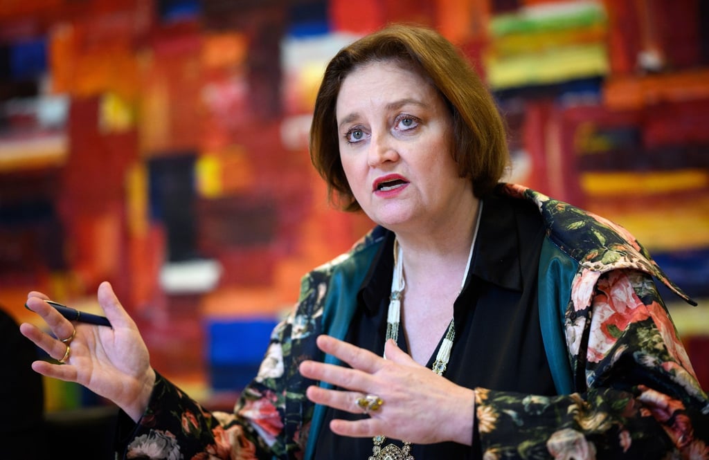 Ina Czyborra (SPD), Berliner Senatorin für Wissenschaft, Gesundheit und Pflege, spricht bei einem Interview.