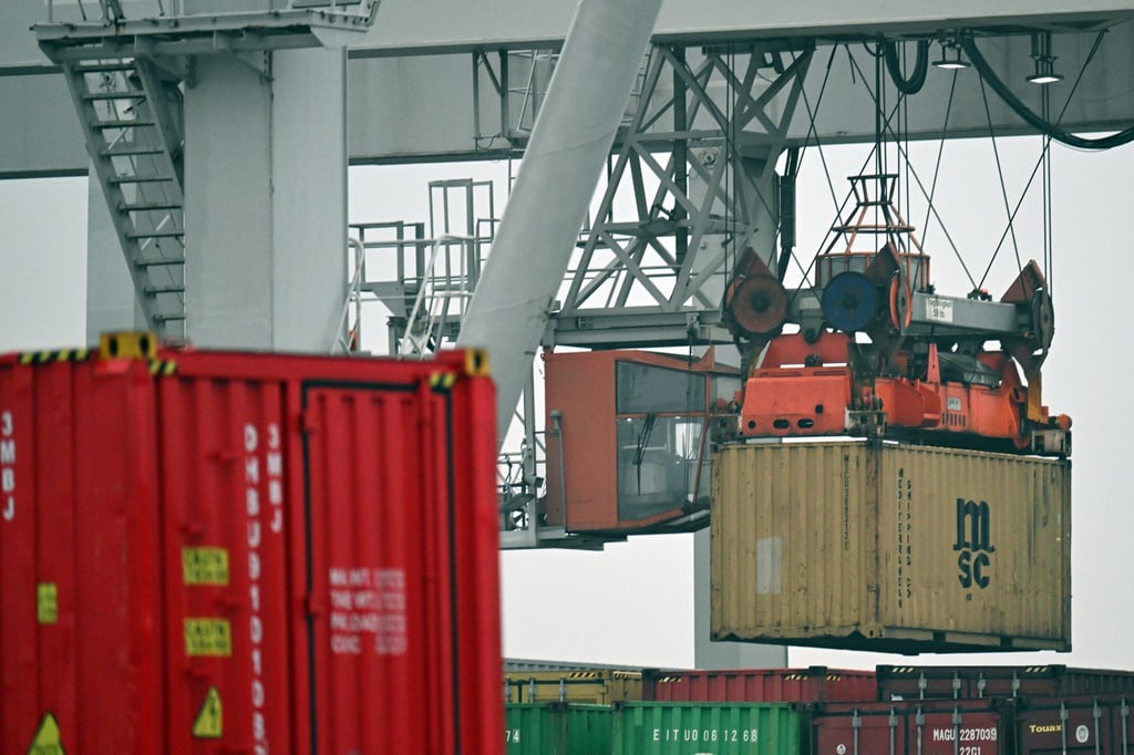 Exportiert wurden Waren im Wert von 136,5 Milliarden Euro.