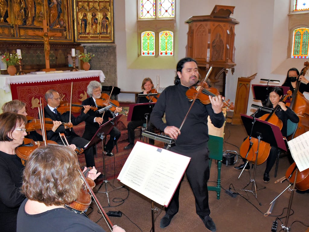 Die Mitteldeutsche Kammerphilharmonie Schönebeck gab ein Konzert in der Kirche in Cochstedt.