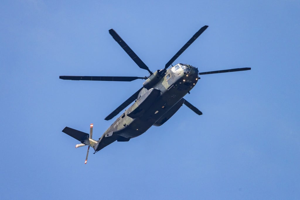Ein Transporthubschrauber vom Typ Sikorsky CH-53.