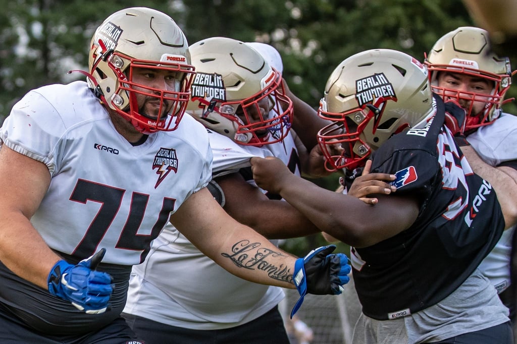 American Football: European League of Football, Media Day bei Berlin Thunder, Friedrich-Ludwig-Jahn-Sportpark.