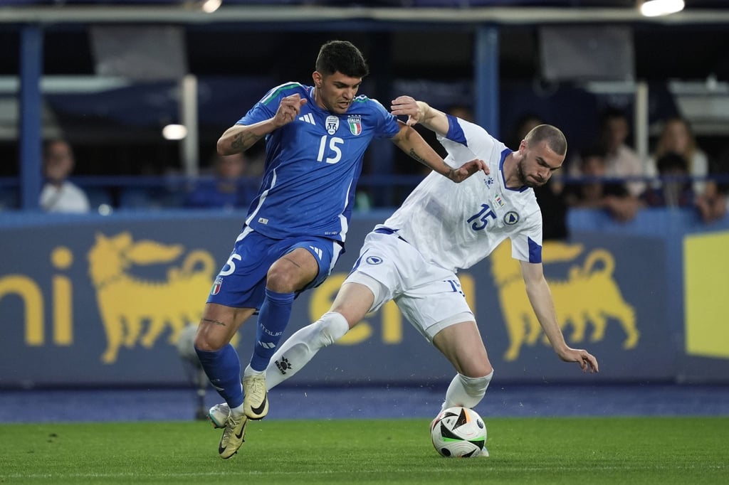Italien besiegte Bosnien-Herzegowina im letzten EM-Test knapp.
