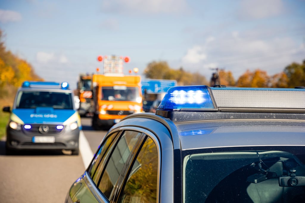 Ein Unfall auf der Autobahn.
