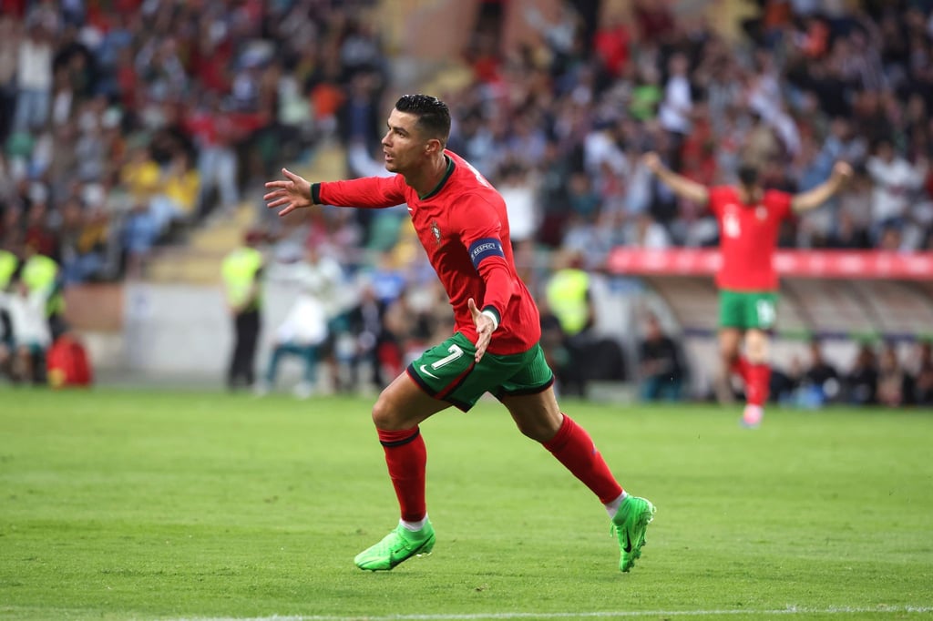 Portugals Cristiano Ronaldo traf im Test gegen Irland doppelt.