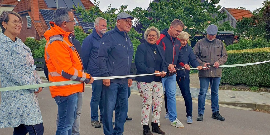 Die Lönsstraße ist offiziell eröffnet worden.