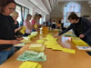 Briefwahllokale im Rathaus Halberstadt starten das Auszählen.