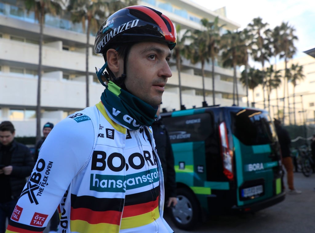 Emanuel Buchmann muss nach seinem Sturz bei der Tour de Suisse operiert werden.