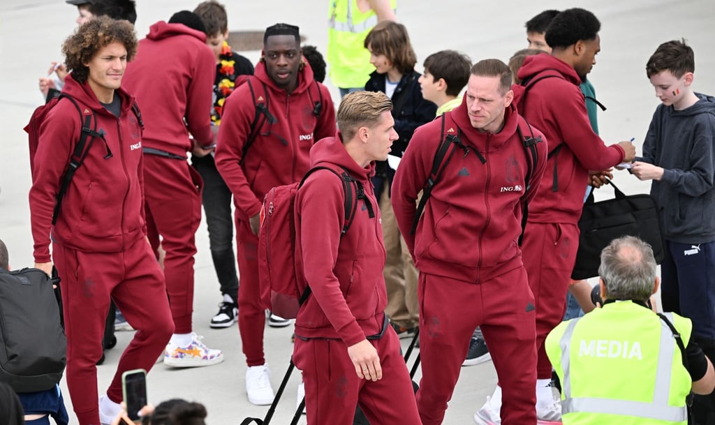 Die belgischen Spieler bei der Ankunft am Stuttgarter Flughafen.