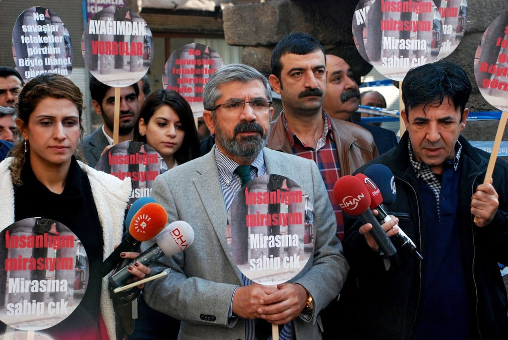 Der Friedensaktivist war im November 2015 in Diyarbakir getötet worden.