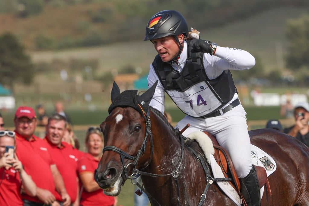 Liegt nach dem ersten Tag der deutschen Meisterschaft im Vielseitigkeitsreiten auf dem zweiten Platz: Michael Jung.